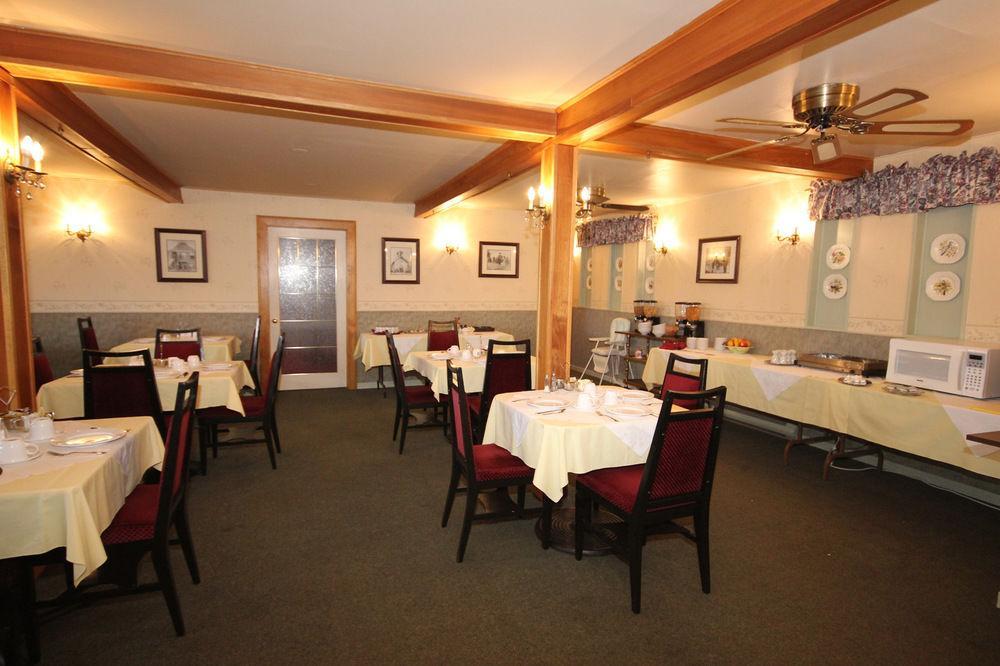 Tara Manor Inn St. Andrews By The Sea Buitenkant foto