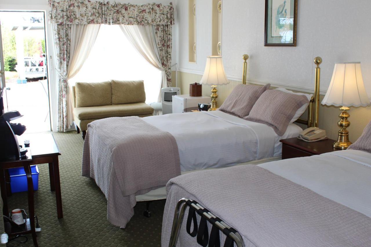 Tara Manor Inn St. Andrews By The Sea Buitenkant foto